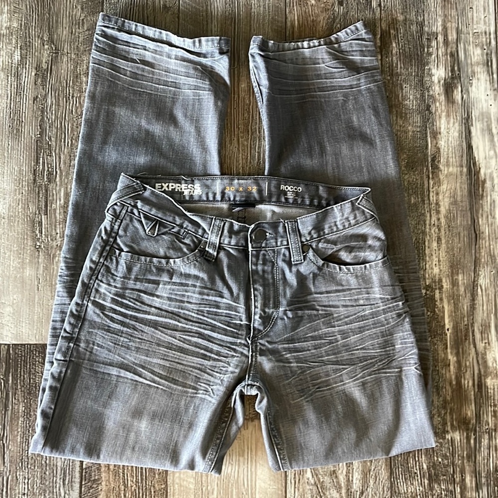 EXPRESS MEN RICCO SLIM FIT, LOW RISE, STRAIGHT LEG, 30X32